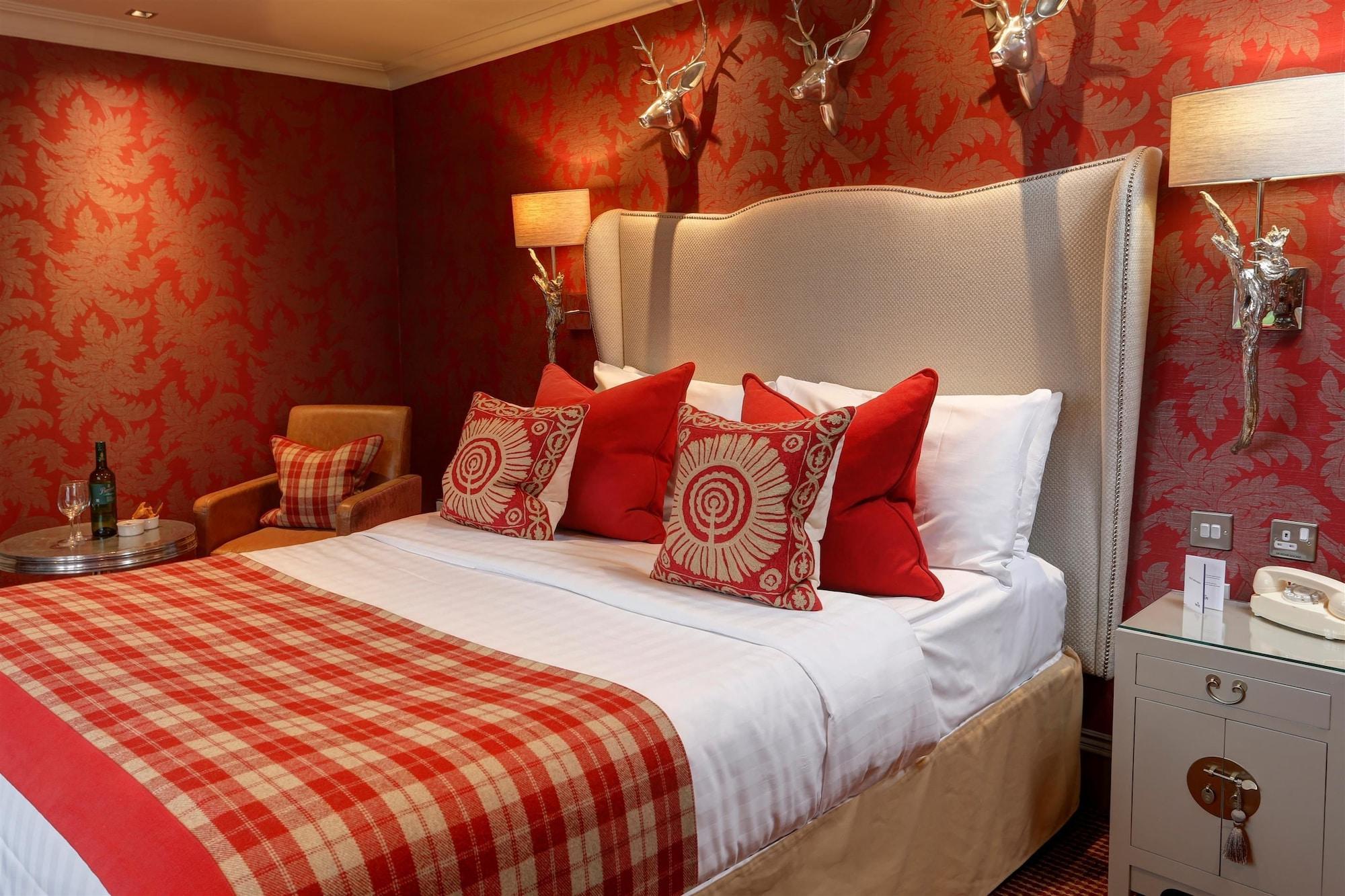 Best Western Eglinton Arms Hotel Eaglesham Esterno foto