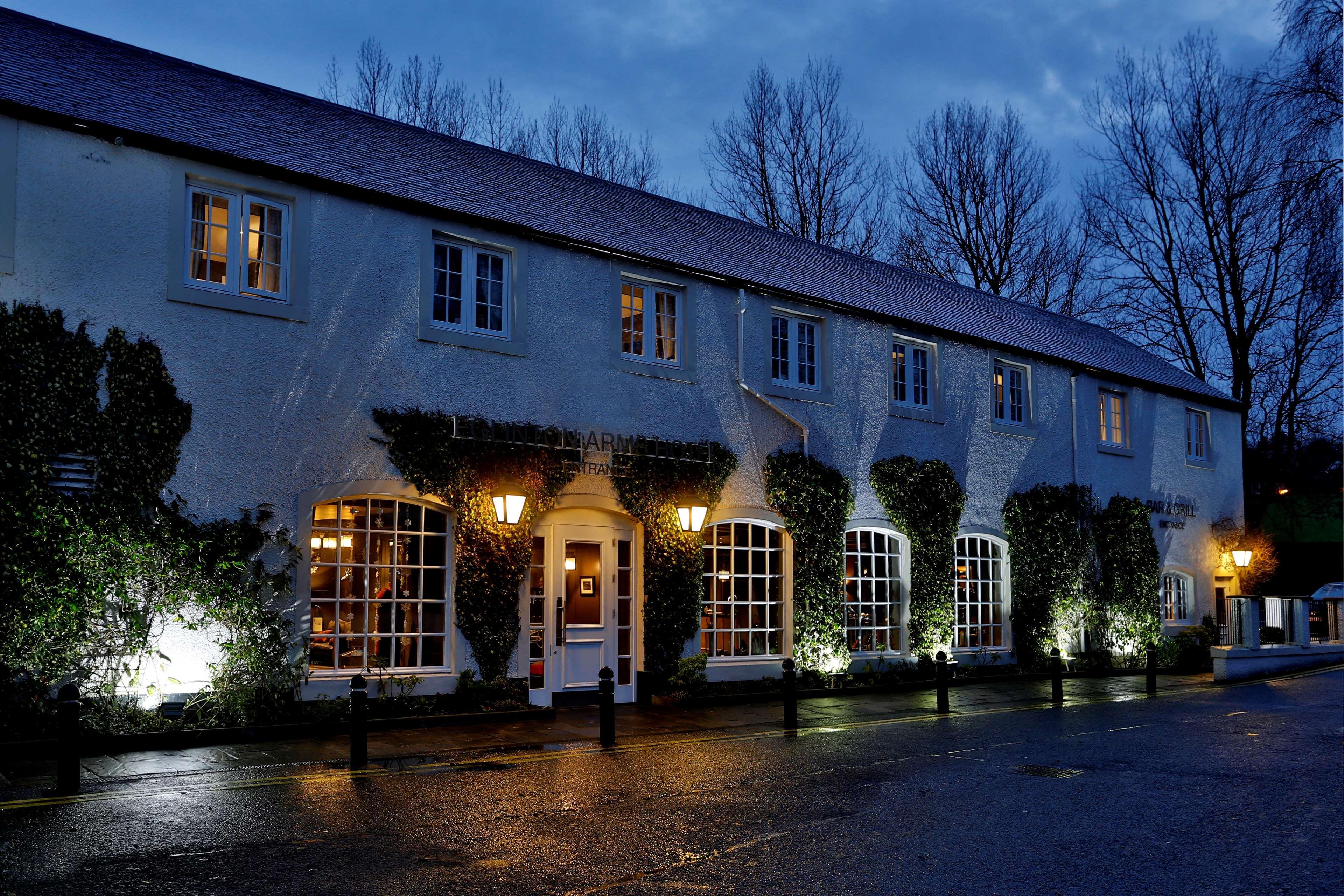 Best Western Eglinton Arms Hotel Eaglesham Esterno foto